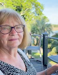 e7ee5e50-7092-4612-b3f5-4c50240bb128