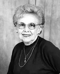 Florence E Macziewski