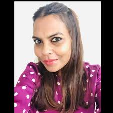 Learn about the Mentors helping entrepreneurs in our program