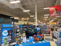 Follow these simple steps and find stores near you where you can get healthy and delicious food freshpet is dedicated to bringing the power of fresh, real food to pets. Pet Food Warehouse Pet Stores 8010 Wedgwood Ln N Osseo Mn Phone Number Yelp