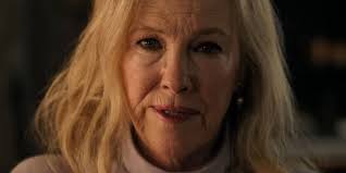 For fans of Catherine O'Hara, if you love her as Moira (we all do), you'll  love her in Tim Burton movies