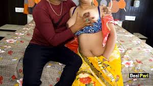 Desi Pari Bhabhi Has Sex During Home Rent Agreement with Clear Hindi Voice