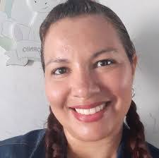 Michelle Ribeiro's Instagram, Twitter & Facebook