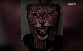 The naughty actress even had issues with snapchat because of her racy pics but that didn't stop her from pushing the limits. Mega Tattoo Matteo Politano Von Der Ssc Neapel Mit Leopard Auf Dem Rucken