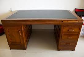 These tables hold stories as rich as the ones created sitting around it. Hass Antique Wooden Desk Table Size 2x4 Feet Haji Abdul Sattar Sons Id 13768011562