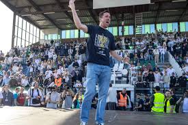 Zijn vijf profclubs in Limburg houdbaar? “Hasselt heeft meer toekomstperspectief dan Lommel SK en Patro”