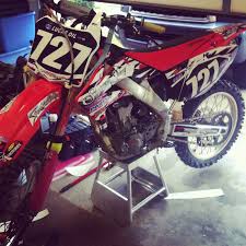 This is how my new custom dirt bike graphics kit was made for my honda crf250r by bandit bike graphics. High Quality Dirt Bike Number Stickers Speed Graffix Blog