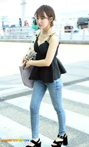 Jual tas wanita murah, harga beli terbaik, berbagai pilihan, beli murah langsung dari distributor tas adalah wadah tertutup yang dapat dibawa bepergian. Pin Oleh Ainara Zamora Di Kpok Idol Fashion Airport Pakaian Wanita Gadis Korea Gaya