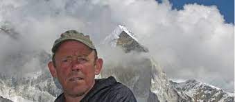 Legendary british mountaineer simon yates was featured on channel 9's today program where he spoke about climbing the world's most remote mountains. Climbing Bolivia S Mountains With Mountaineer Simon Yates World