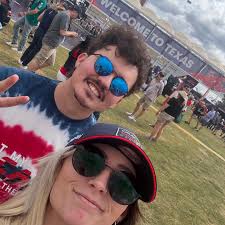 Trying to walk like a New Yorker but still using google maps 🗽