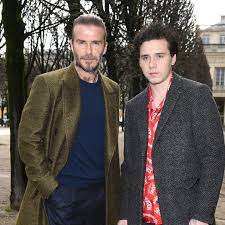 Brooklyn beckham banned from socializing with the kardashians! Brooklyn Beckham Verlobt David Beckham Reagiert Und Dieses Detail Fallt Auf Gala De