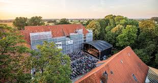 See 58 unbiased reviews of bleckeder brauhaus, rated 3.5 of 5 on tripadvisor and ranked #6 of 12 restaurants in bleckede. Festspiele Mecklenburg Vorpommern Bleckede Schlosshof
