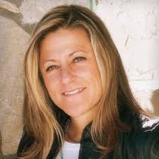 Lucy Gold's Instagram, Twitter & Facebook