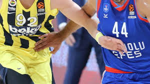 Anadolu efes'te ise vasilije micic 16, rodrigue beaubois ve shane larkin 14 sayıyla oynadı. Fenerbahce Beko Anadolu Efes Macina Koronavirus Engeli Son Dakika Haberleri