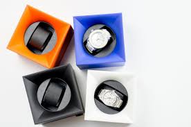 Vous devriez jeter un œil sur notre comparatif avec test et avis. Remontoir Swiss Kubik Startbox Noir Watchwinder Par Ohselection
