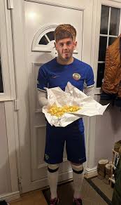 Cole Palmer and his chippy chips 🤣🎃