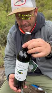 Atando un ratito!! Martín Minnow la del maestro! #flyfishingaddict