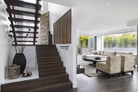 Belle Maison Design Moderne A Mi Chemin Entre La Ville Et La Cote Australienne Maison Design Maison Et Idees Escalier
