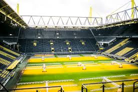 Borussia dortmund baut digitale oberrangbande ins stadion. Unsere Bvb Stadiontour Im Signal Iduna Park In Dortmund