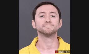 Hombre decapita a su padre y muestra video de la cabeza en YouTube