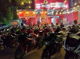 Biasa digunakan oleh rumah sakit sebagai penanda medis obat yang mempunyai kadar resiko tinggi. Strategi Bisnis Ayam Hootz Di 2020 Mulai Dari Rekrut 1000 Agent Sampai Gandeng Komunitas Infobrand Id