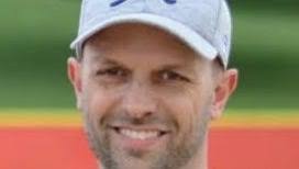 STEVE STEIN'S SPORTS NOTEBOOK: Lettes need players; Pekin has new cross  country coach