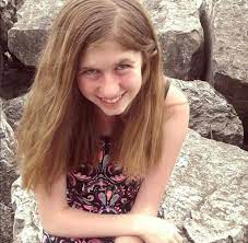 Sie hatte beobachtet, wie ein traktor bei heuwendearbeiten auf einen landwirt (66). Missing 13 Jahrige In Den Usa Drei Monate Nach Mord An Eltern Lebend Aufgetaucht Welt