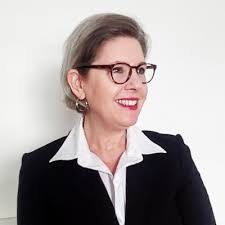 Melissa Denney received the 2016 ESRI Petroleum User Group Outstanding  Achievement Award. This award is given to an individual who showed  outstanding service and leadership in the petroleum GIS…