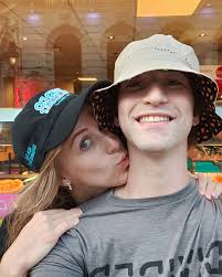 Evan Taylor Benyacar