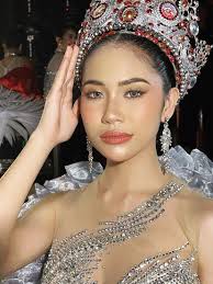 Delicious Japanese dumplings (Siomai) steamed at home🥟😋🥟 topped with  Siomai King's special chili sauce😋😋 order from my good friend, @ katrina.bloom #siomaiking #japanesesiomai #dimsum #comfortfood