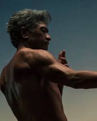 目指せーー吉川晃司ーーー💪さん 笑 おりゃーーー💪💦 #肉体派 #ダイエット #筋トレ #鍛える #生活習慣病予防 #吉川晃司 さん