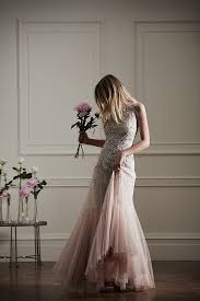 Das perfekte hochzeitskleid für jede frau. Brautkleider Fur Eine Gartenhochzeit