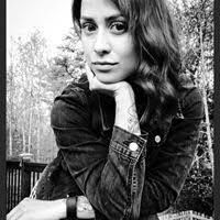 Betsy Godwin's Instagram, Twitter & Facebook