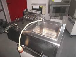 Friteuse Edelstahl Fettbackgerat Pommesbackgerat Backgerathersteller M M Typ 512breite 0 80 Mtr Hohe 0 42 Mtr Tiefe 0 5 Edelstahl Stahl Friteuse