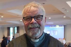 Bishop Toal wishes to announce the appointment of Fr Kieran Hamilton,  presently assistant priest at the parishes of St Patrick's and St Thomas'  in Wishaw, as parish priest of St Brendan's Parish