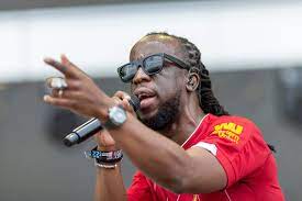 Il manie avec excellence les mots. Youssoupha Neptune Terminus