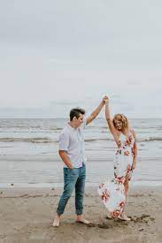 Payton Hartsell Houston Texas Portrait Photographer Couple Photos By Logan Sullivan Logansull Couples Beach Photography Couple Beach Couple Beach Pictures