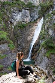 Mention the three waterfalls that form the niagara falls. Home European Waterfalls