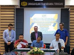 Check spelling or type a new query. Jkr Caw Kej Mekanikal On Twitter 25 8 2020 Majlis Menandatangani Sst Sistem Peralatan Bengkel Untuk Kolej Vokasional Wakaf Tembesu Kuala Terengganu Terengganu Yang Ditandatangani Oleh Ybrs Jd Kuala Terengganu Kontraktor Utama Dan