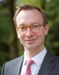 STEUERKONTROLLSYSTEME