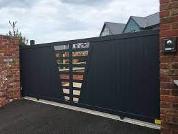 Sliding gate slide gate all architecture and design manufacturers. 10 Simple And Best Sliding Gate Designs For Homes In 2021 Sliding Gate Design Sliding Gate Gate Designs Modern