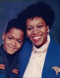 Nearly three weeks after the heartbreaking passing of #MalcolmJamalWarner  🙏, his mom Pamela Warner is opening up ❤️ She's sharing love, gratitude,  and memories while launching the Malcolm-Jamal Warner Living Legacy page