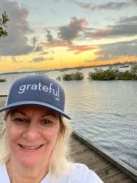 Shawn Tutt's Instagram, Twitter & Facebook