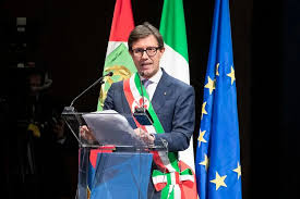 Dario Nardella: «Jobs Act, restiamo uniti. Meglio la polifonia Pd che un  leader padrone»