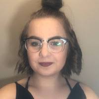 Miranda Amos's Instagram, Twitter & Facebook