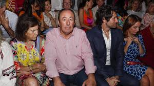 Mi hijo fabricio cumple años éste lunes 16 de marzo y él lo único que me pide es que su ídolo,el pulguita le. Desguaces La Torre De Luis Miguel Rodriguez En Concurso De Acreedores