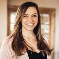 Lauren Mcclintock's Instagram, Twitter & Facebook