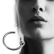 Le piercing nez (nose ring) en forme d'anneau enveloppe la narine d'une boucle fine, tour à tour discrète et séductrice. 6mm Demi Nez Anneau Nez Bijoux Piercing Goujons Pour Femmes Couleur Acier Achat Vente Supports Bijoux 6mm Demi Nez Anneau Nez Bij Cdiscount