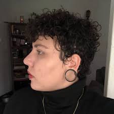 Laura Shuster (@laurashusterfox) • Instagram photos and videos