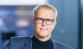 Frank Weber's Instagram, Twitter & Facebook